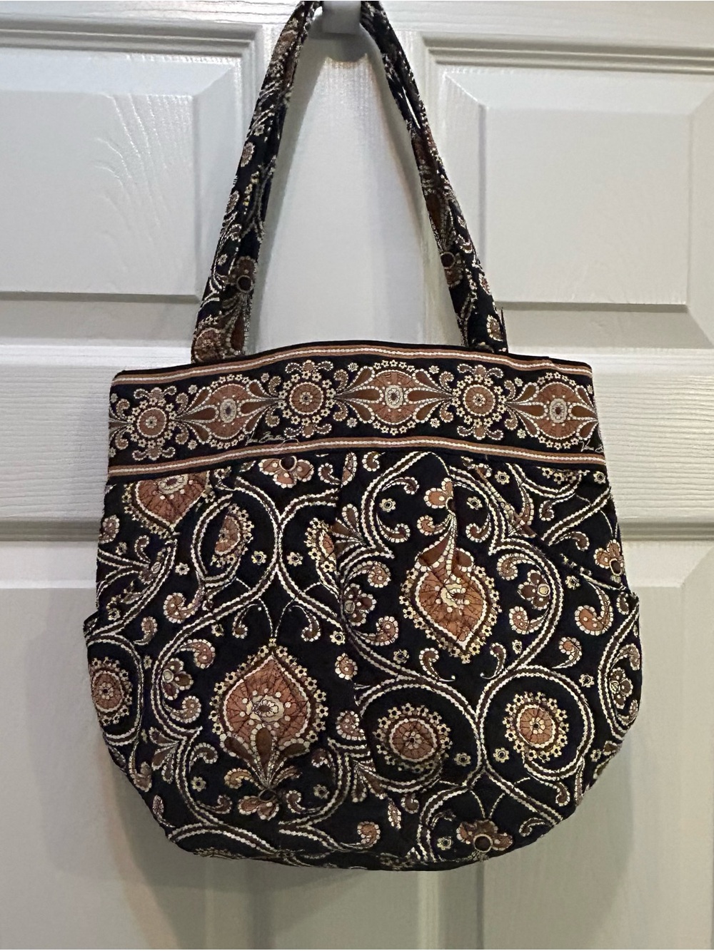 Vera Bradley  Paisley Pattern shoulder bag - Black and Brown